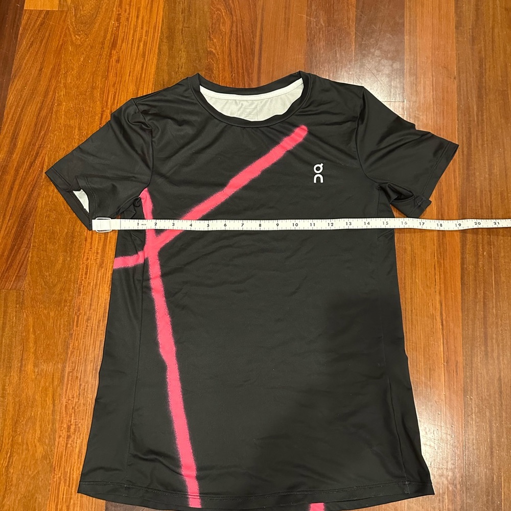 On Running Black and Pink Short Sleeve Tee